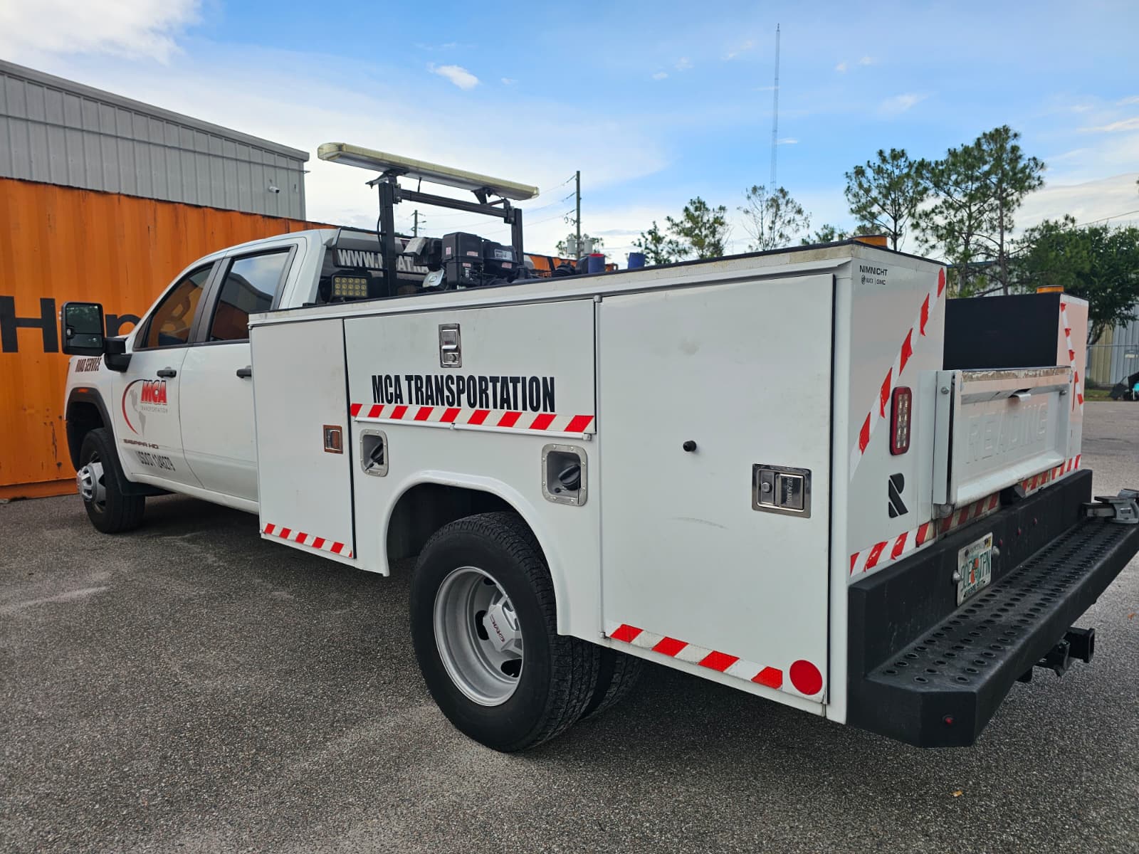 Mobile unit · rear access